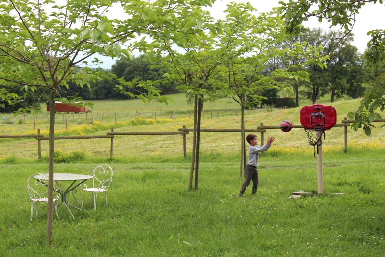 Gites Et Roulottes Au Domaine De La Trille Sainte-Foi ภายนอก รูปภาพ